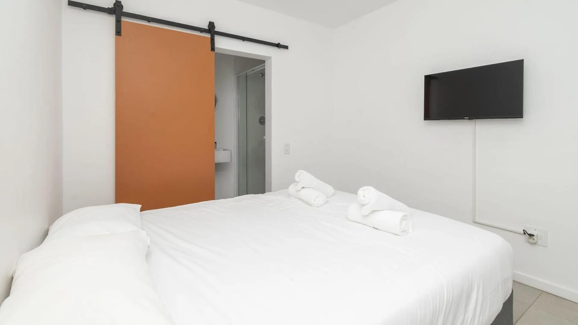 Penthouse Room With Shared Spaces In Metropole Κέιπ Τάουν 0*,  Νότια Αφρική